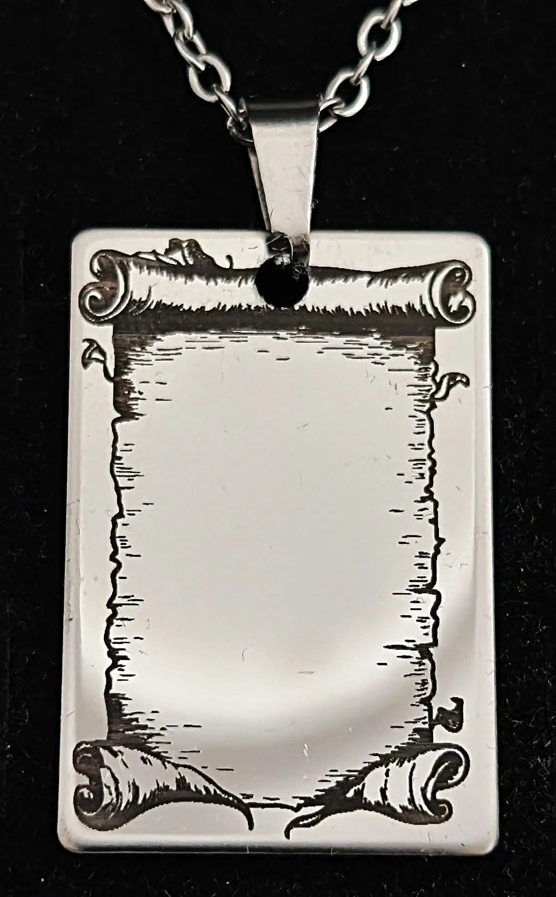 Pendentif parchemin 5 - GravéPourToi